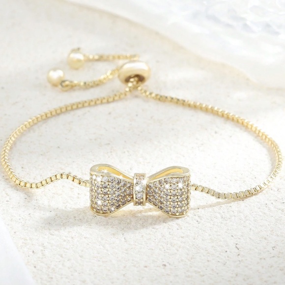 Luxe Cubic Zirconia Bow Pull Adjustable Bracelet - Picture 5 of 6